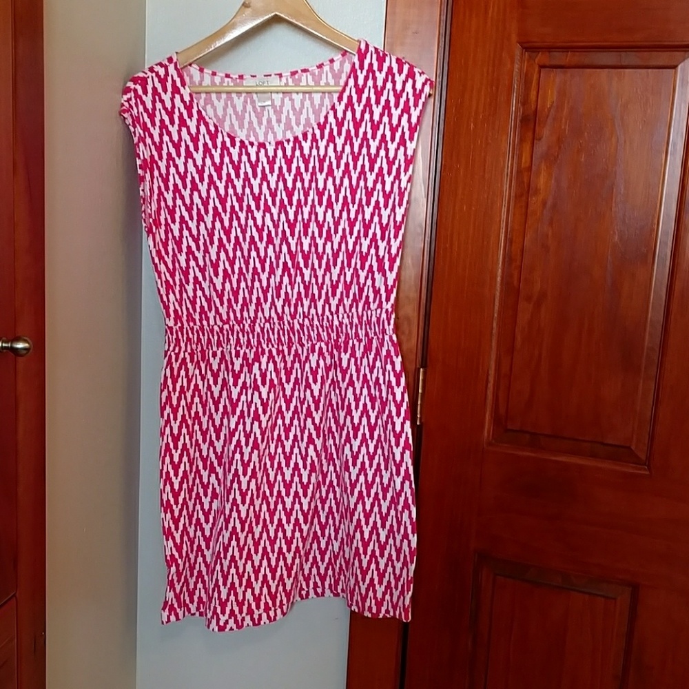Loft pink pattern dress